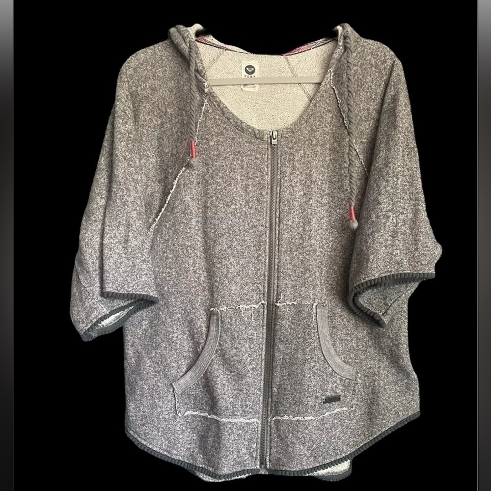 NWOT- Roxy Gray Women's Oversized Hooded Full Zip 3/4 Sleeve Sweatshirt.